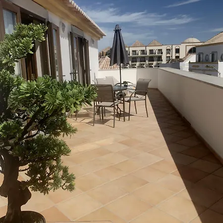 Apartment In Mit Terrasse